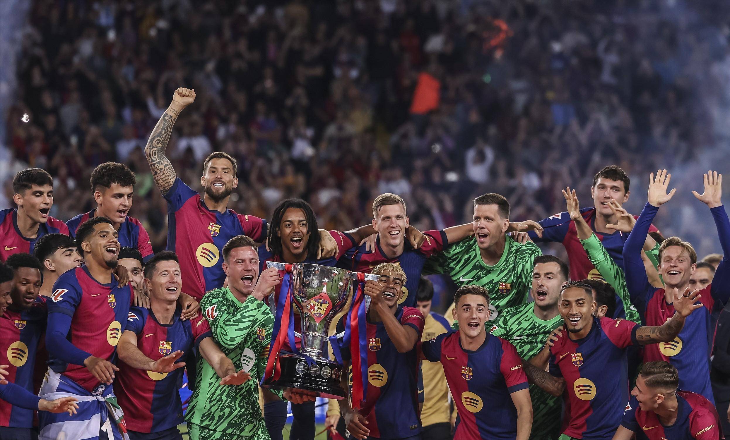 阿莱格里：普利希奇能上但福法纳不行；好奇亚沙里的运动能力（阿莱格里：普利希奇可出战，福法纳缺阵；对亚沙里的运动能力感到好奇）