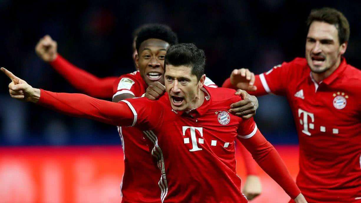 阿莫林：刚去葡体也被人说顶多撑3个月，我不喜欢频繁换球队（阿莫林：初到葡体有人断言我撑不过三个月，我不愿频繁换队）