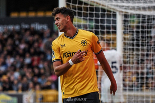 汉堡vs斯图加特：洛孔加、卢卡-武什科维奇首发，努贝尔、达希勒出战（汉堡迎战斯图加特：洛孔加、卢卡-武什科维奇先发，努贝尔、达希勒登场）