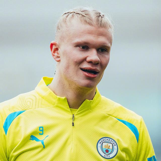 甘锐：主教练反复强调亚冠一定要拼，韦世豪也冒着风险上场了（甘锐：主帅一再强调亚冠必须拼，韦世豪也冒险登场）