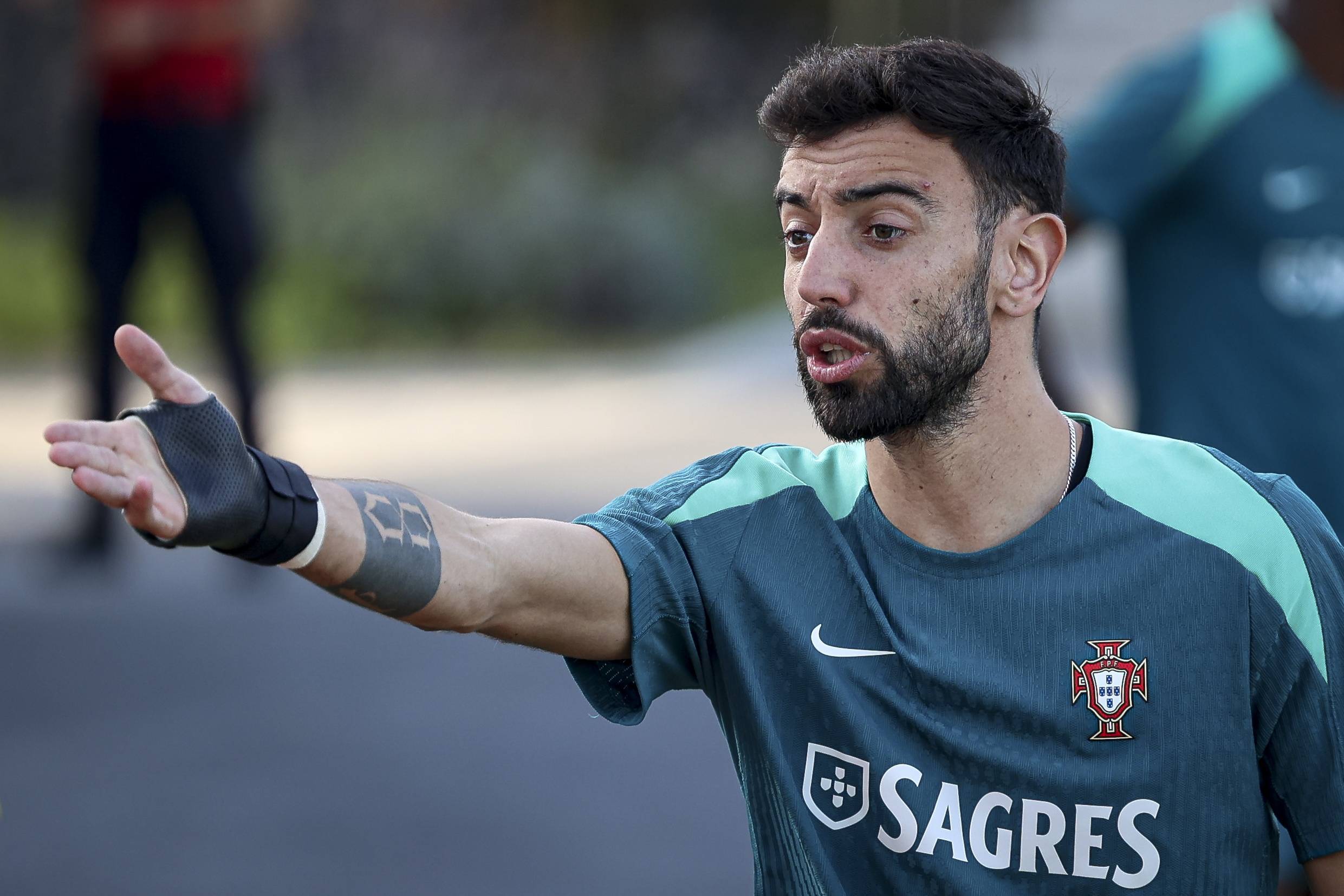 埃默松：我并不怀念在米兰的日子；那儿的人聊我比聊C罗还多（埃默松称不怀念米兰经历：当地讨论我的热度胜过C罗）