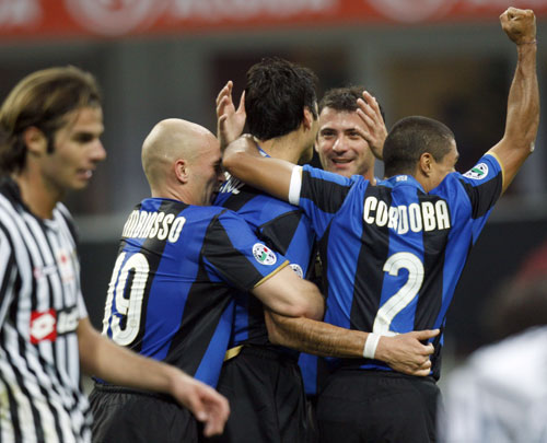 记者：马竞中卫勒诺尔芒预计伤缺一个半月至两个月（记者称马竞中卫勒诺尔芒预计因伤休战6至8周）