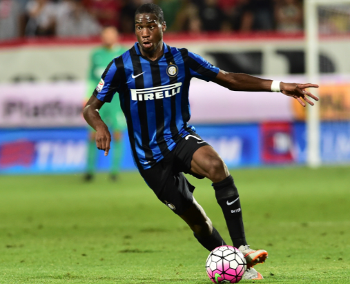 世体：霍安-加西亚因遭受撞击一瘸一拐，但能出战本轮欧冠（世体：霍安-加西亚遭撞击致跛行，仍将出战本轮欧冠）