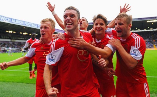 教练赛后落泪太真实（教练赛后泪洒赛场，真情流露）