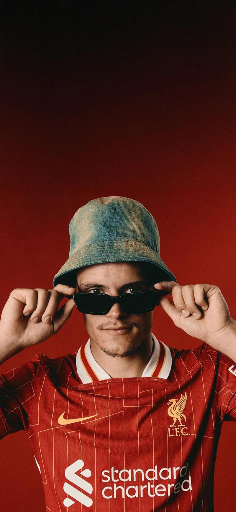 挪威在世界杯能走多远？哈兰德：让我们拭目以待（哈兰德展望挪威世界杯征程：能走多远，拭目以待）